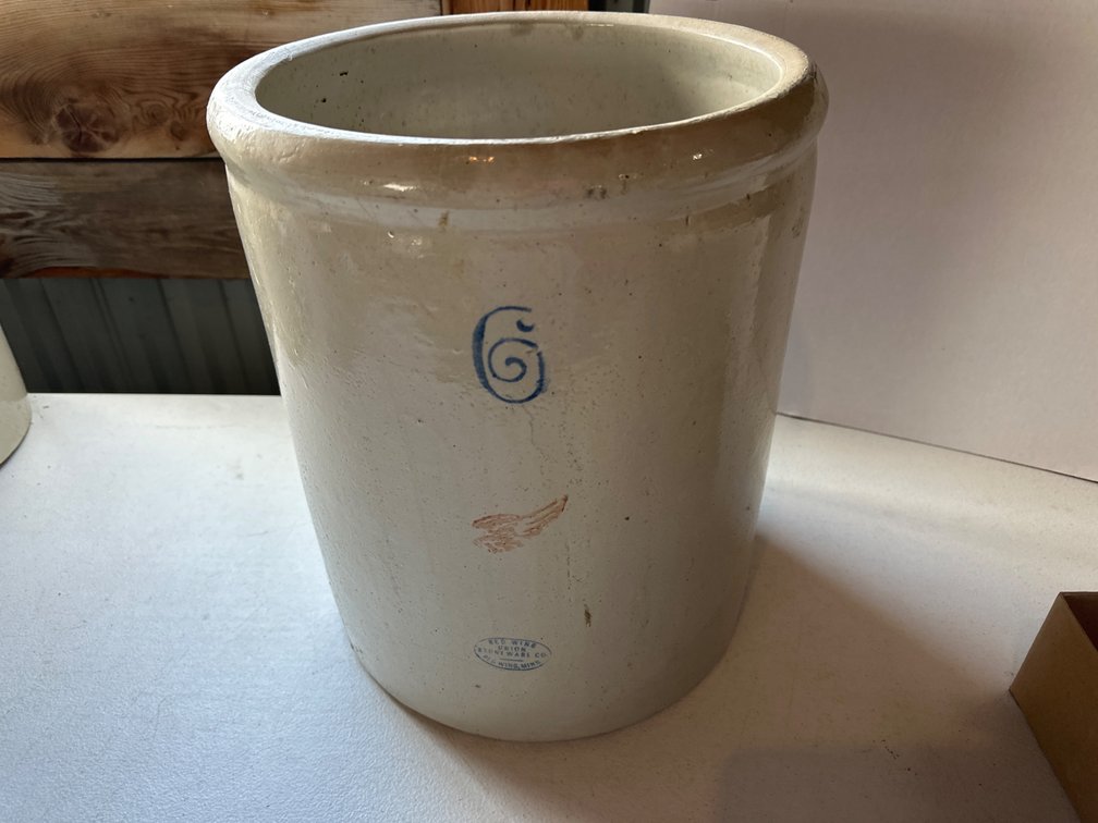 6 Gallon Redwing Crock-No Cracks