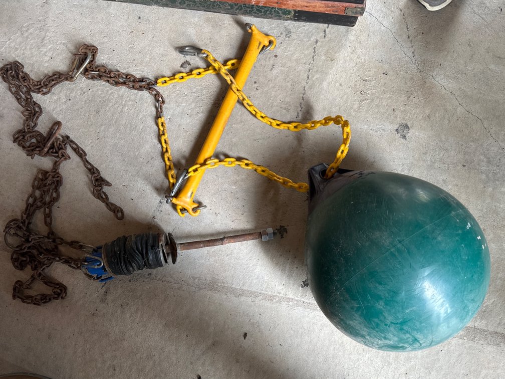 Swing Ball, Bar with Swivel, and Bar