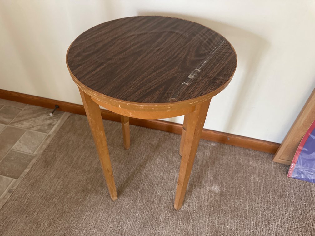 Round Table-26” High