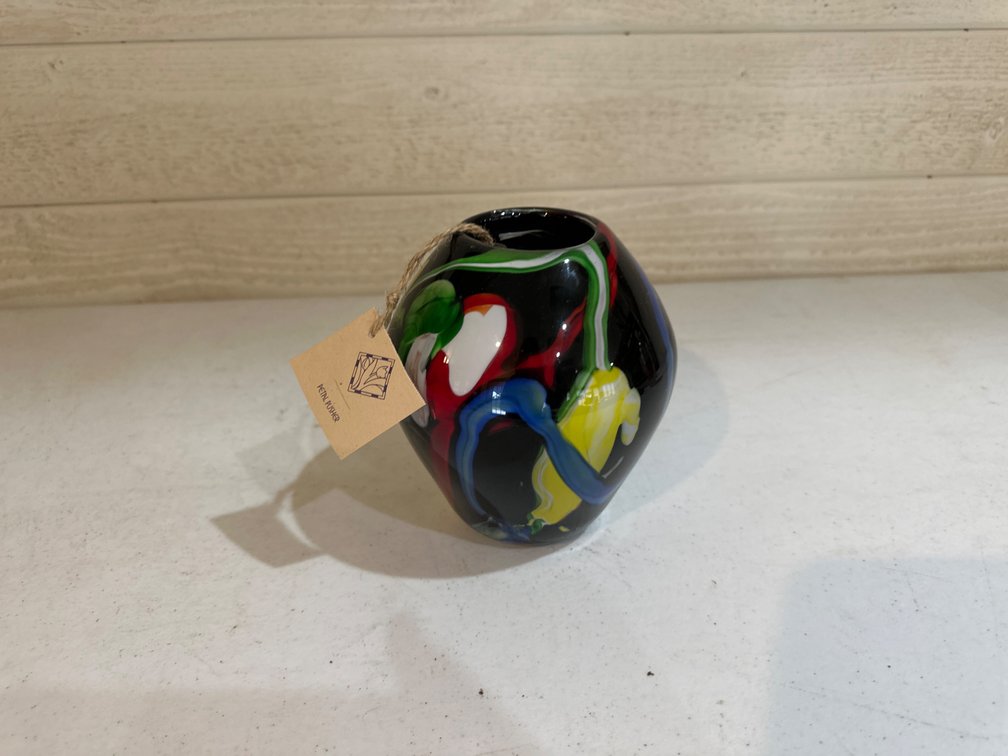 Hand Blown Thalia Vase-7” Tall