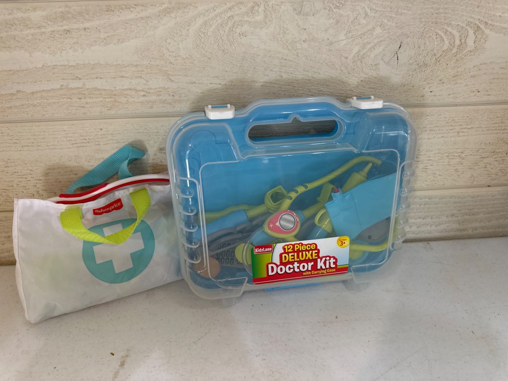 Toy Doctor Kits