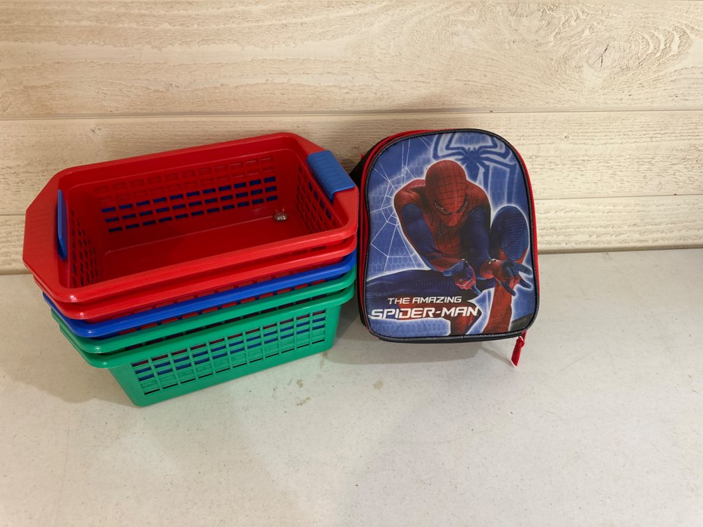 Lunchbox, Baskets