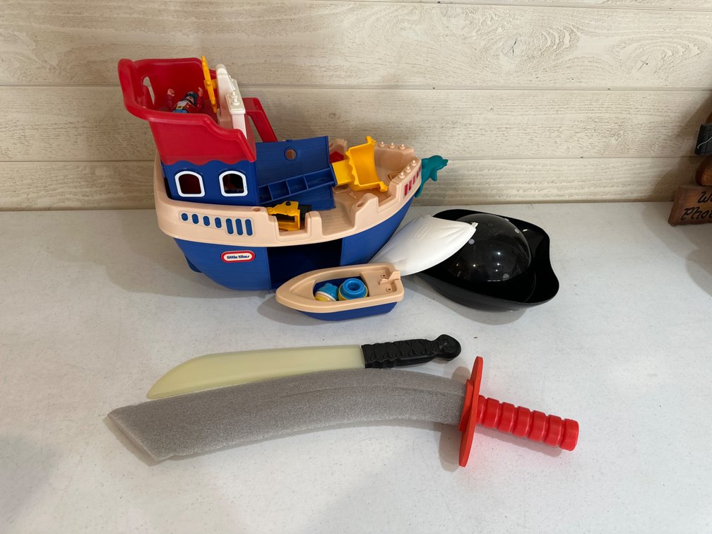 Pirate, Ship Toys