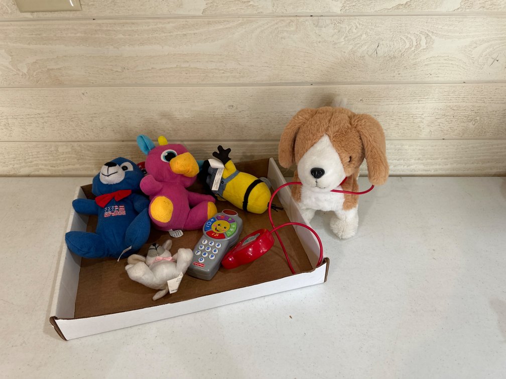 Plush Toys, Telephone