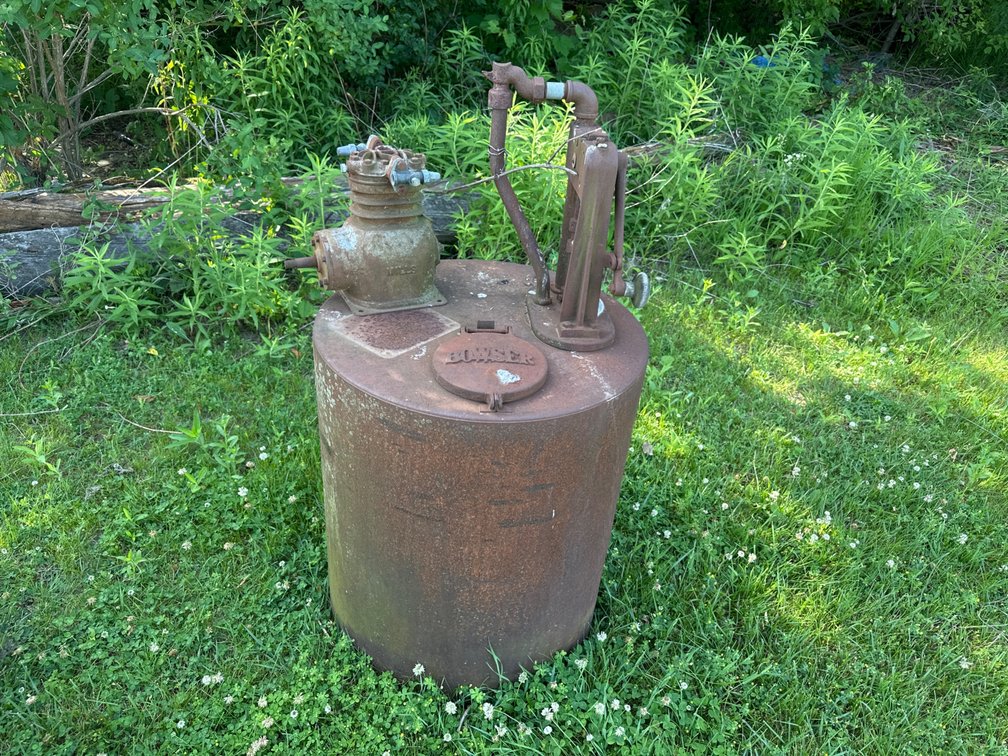 Old Pennzoil Oil Tank with Hand Pump