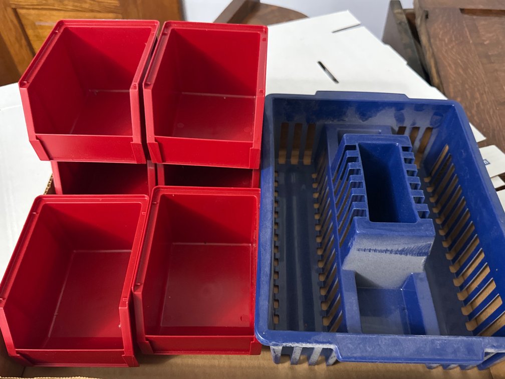 Office Caddy, Bins