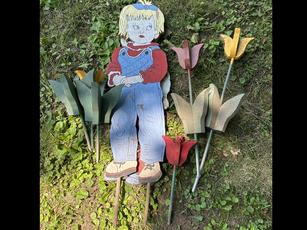 Wood Lawn Decorations