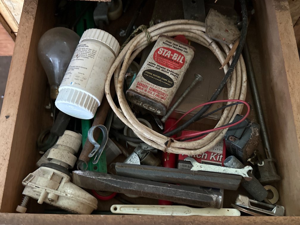 Wire, Hardware