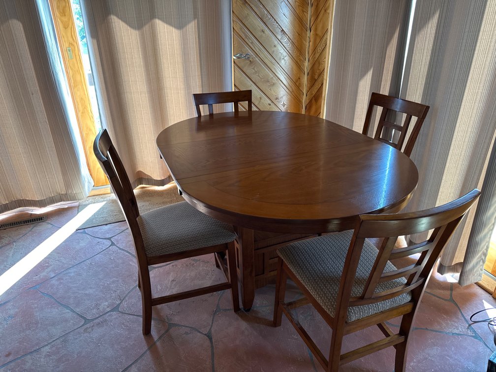 Table and 4 Chairs