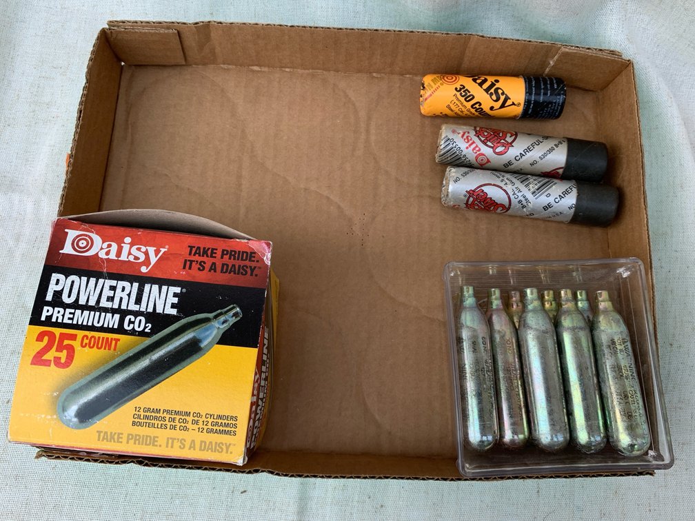 Daisy Powerline CO2 Cylinders And BBs