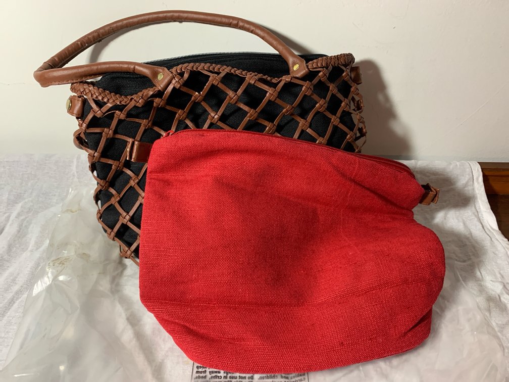 Avon New 2 in 1 Woven Satchel with Red Insert