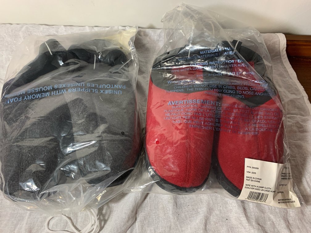 Unisex Slippers Size XL (11-12)