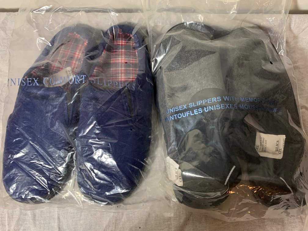 Unisex Slippers Size XL (11-12)