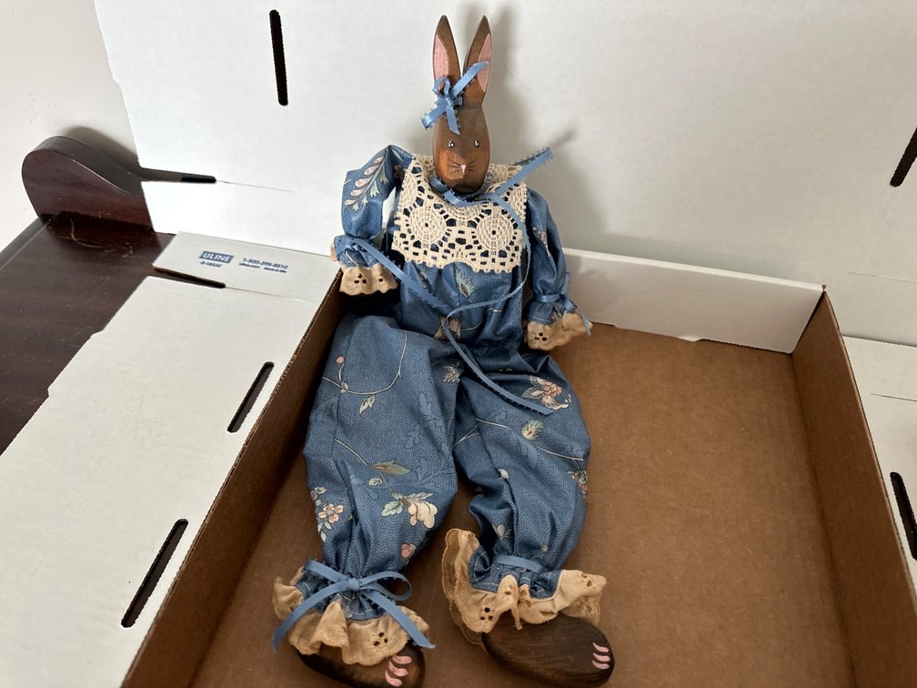 Wood Bunny Decoration