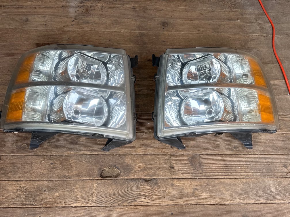 2012 Chevy Silverado 2500 HD Head Lights