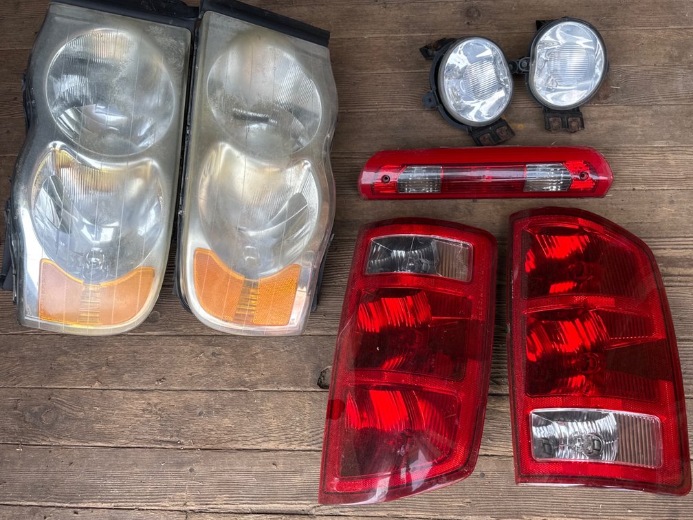 Lights 2004 Dodge Ram 2500