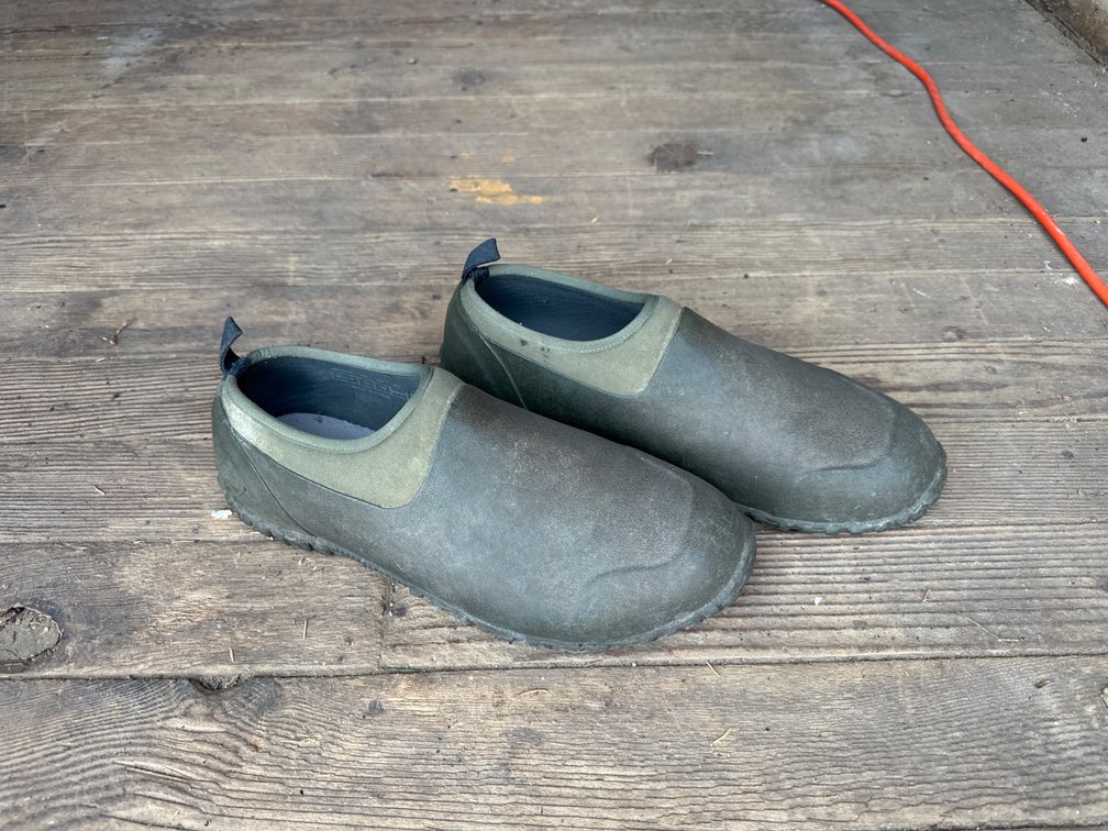 Muck Size 11 Slip Ons
