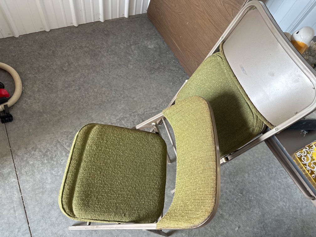(2) Vintage Folding Chairs