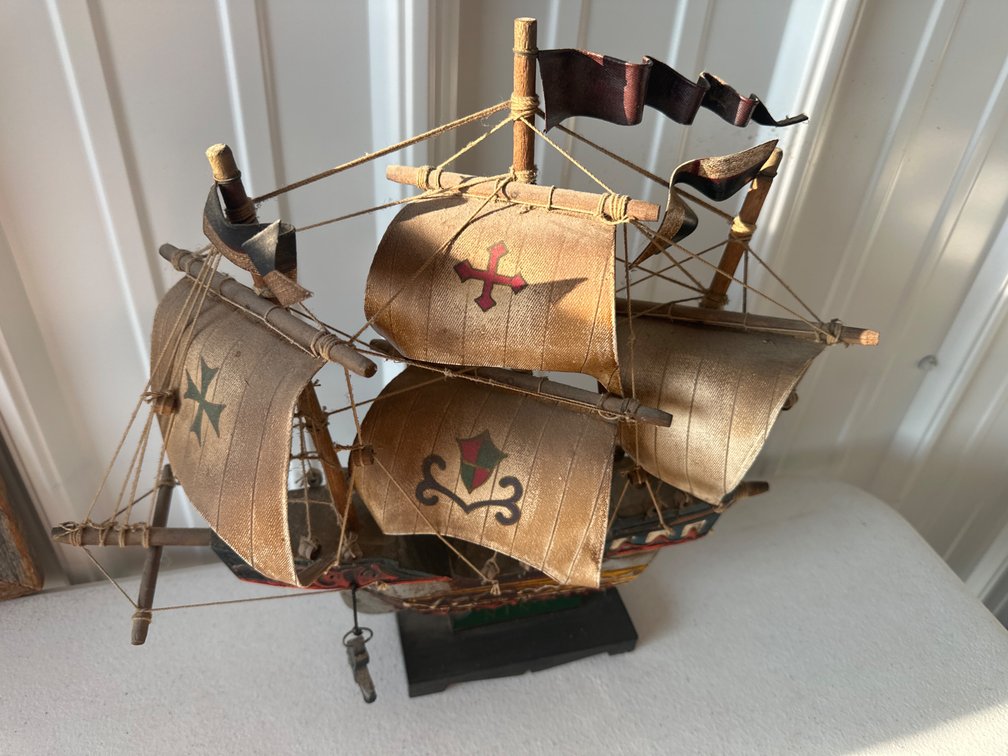 Nina Ship Decor