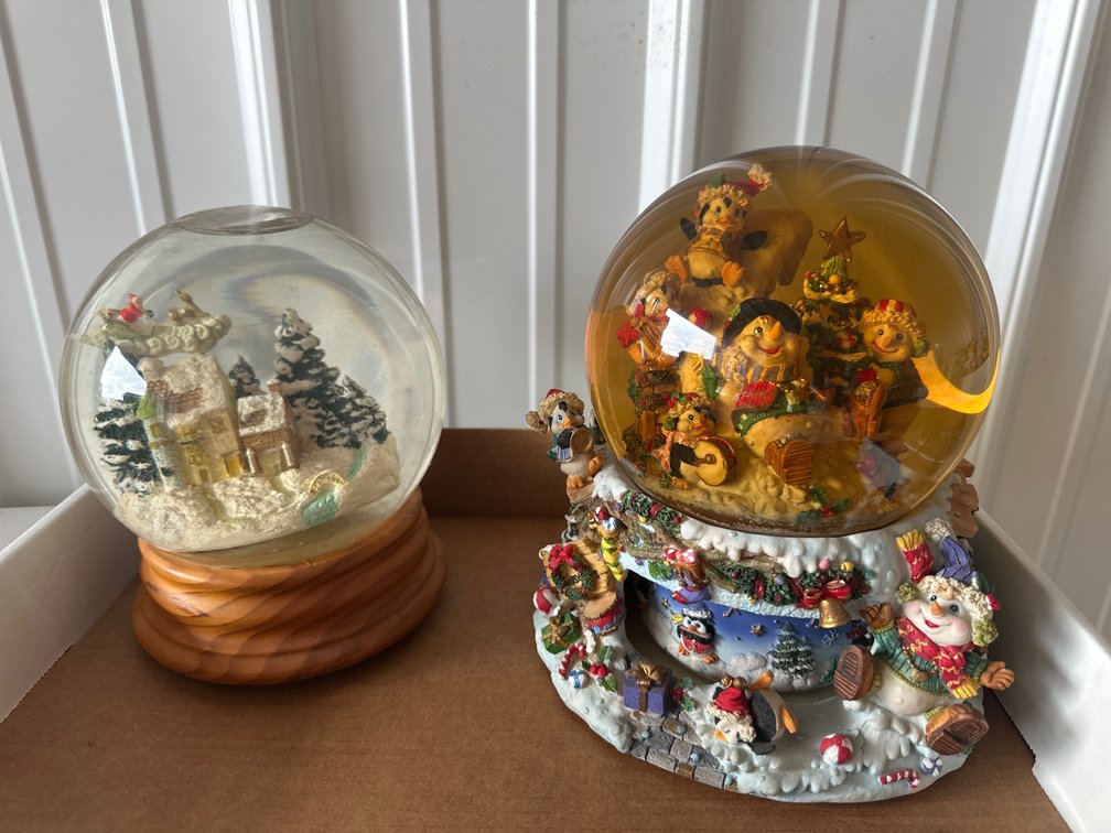 Snow Globe Music Boxes