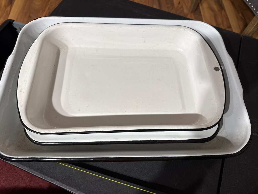 White Enamel Ware Cake Pans, Serving Tray(New)