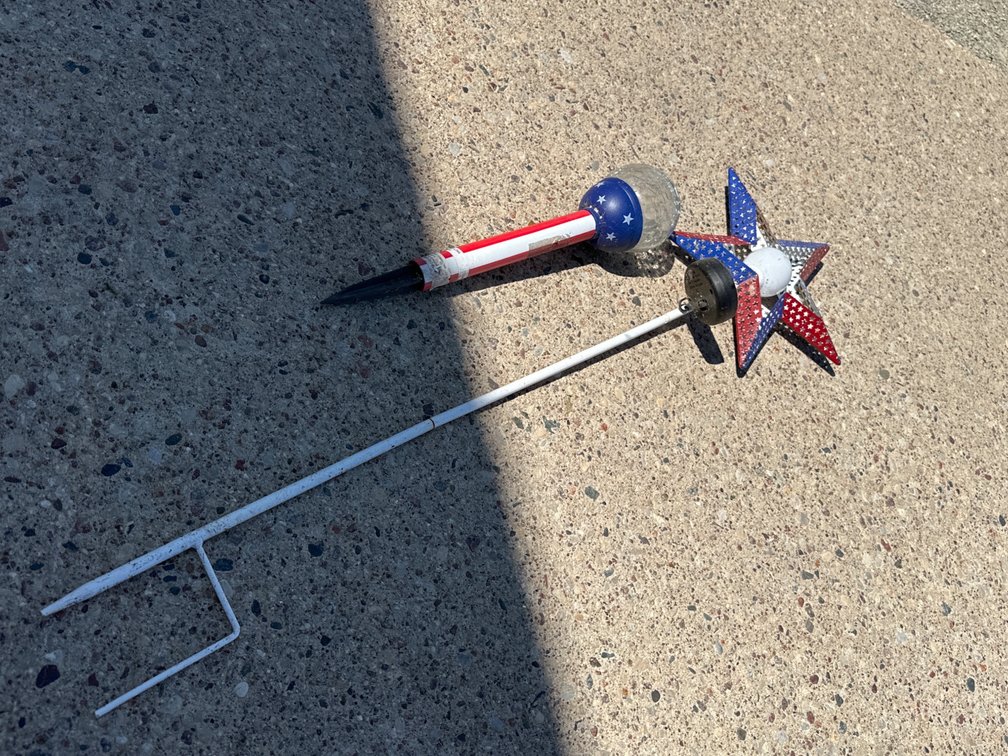 Americana Solar Stakes
