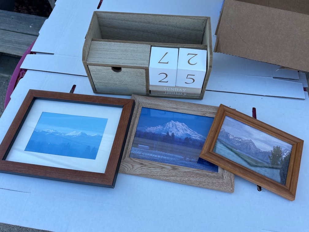 Wood Desk Calendar, Picture Frames