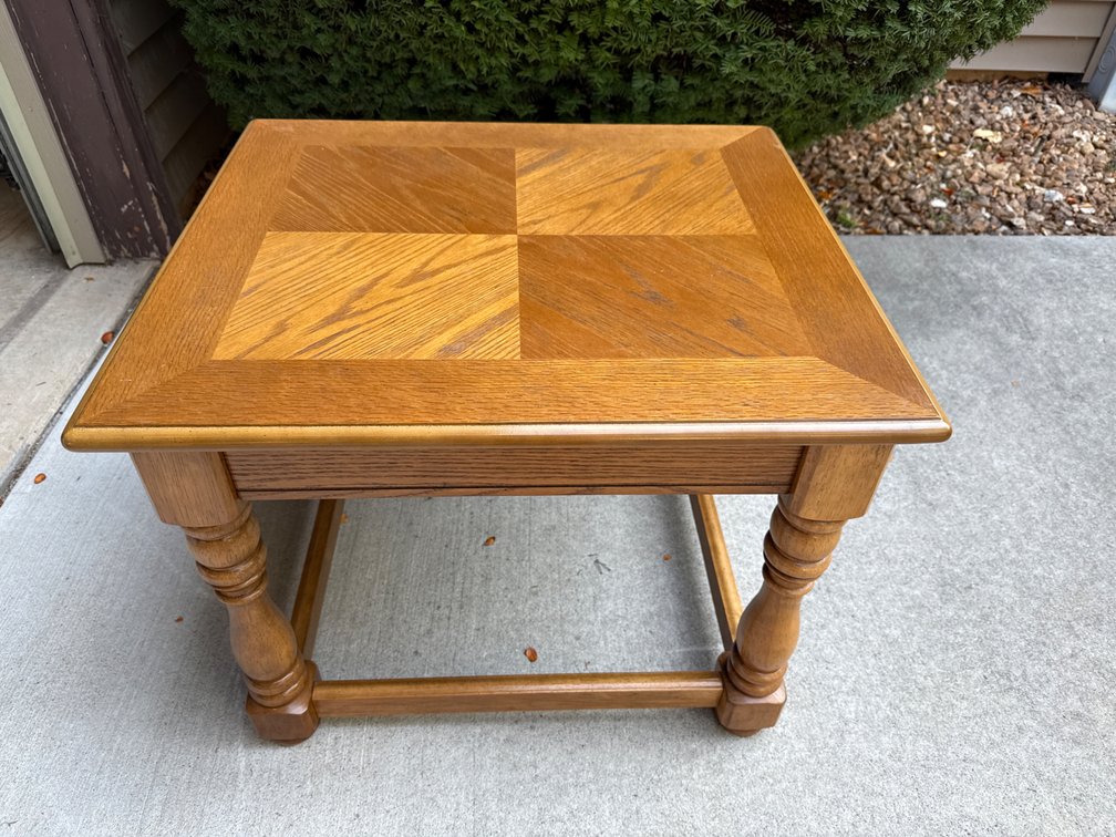 Wood End Table 20” x 25” x 22”