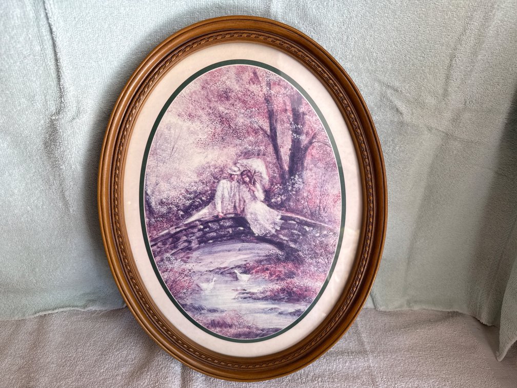 Homco Oval Hanging Picture