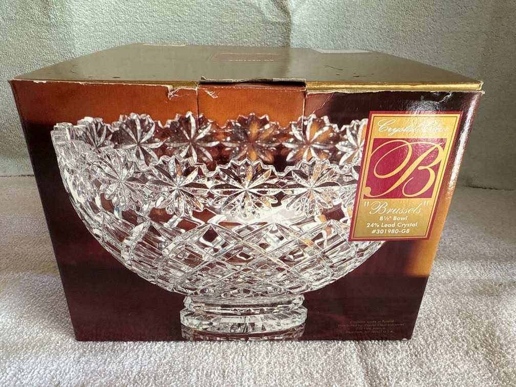 Crystal Clear Brussels 8 1/2” Bowl