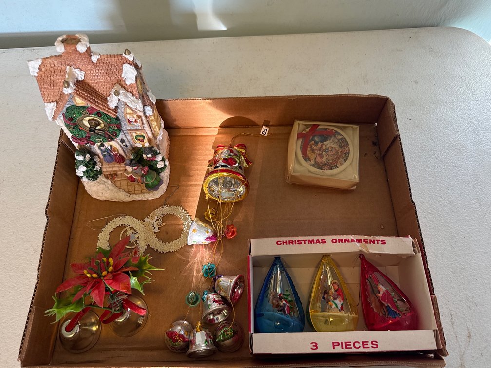 Christmas Ornaments and Decor
