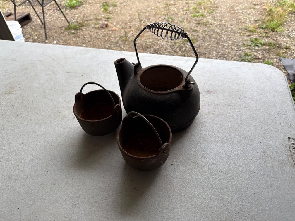 Small Cast Iron Pots, Tea Kettle