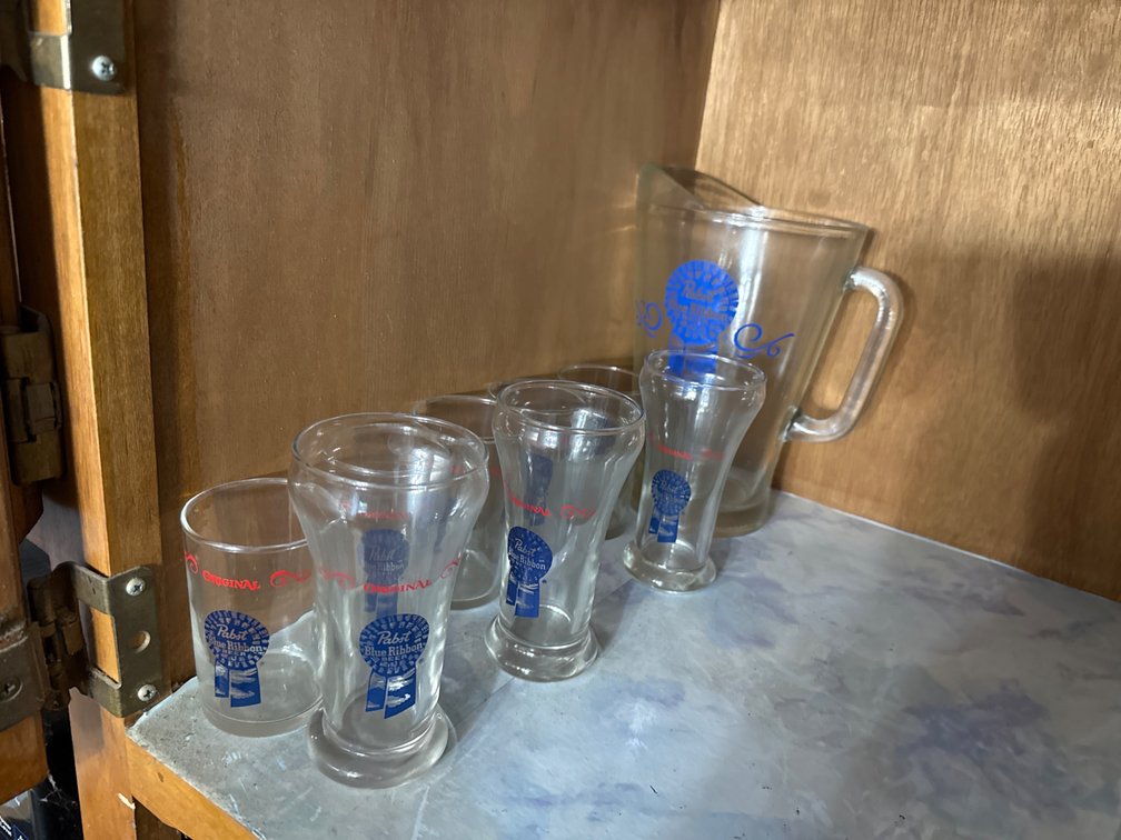 Pabst Beer Pitcher and Glasses 4 and 3 of Each Style