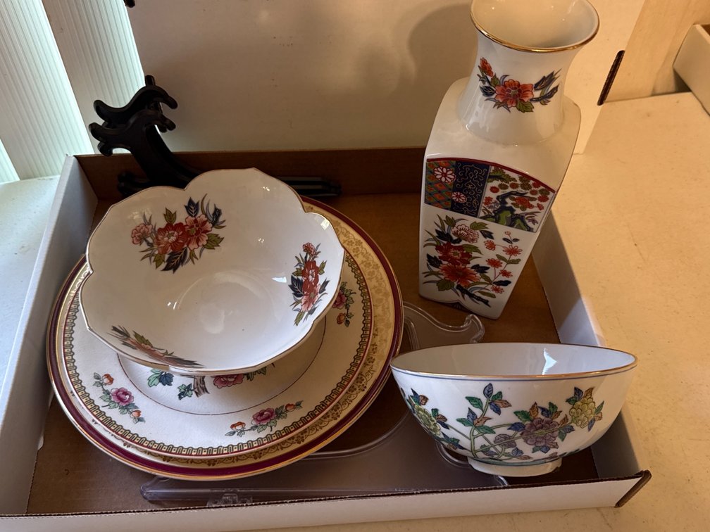 Decorative Plates, Bowls, Vase