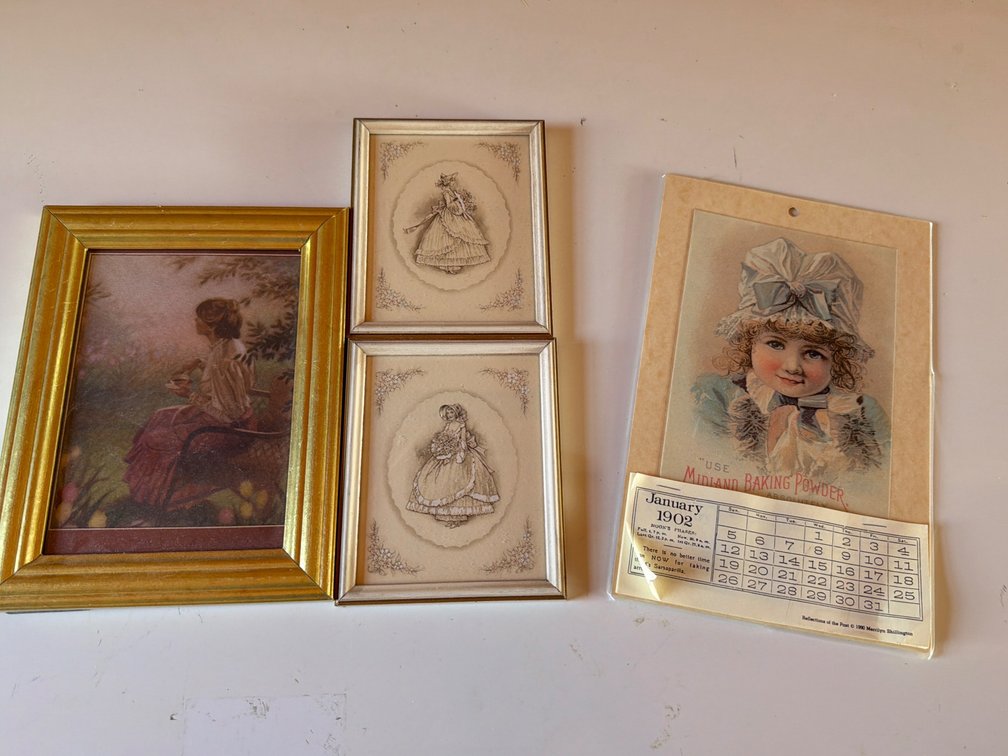 Small Victorian Style Pictures