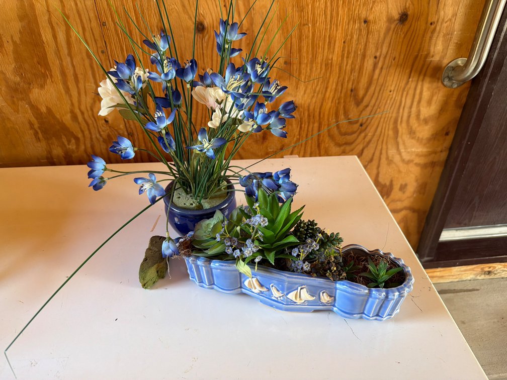 Florals, Pots