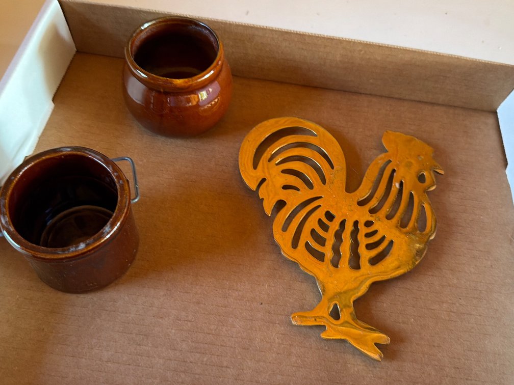 Rooster Trivet, Small Crocks