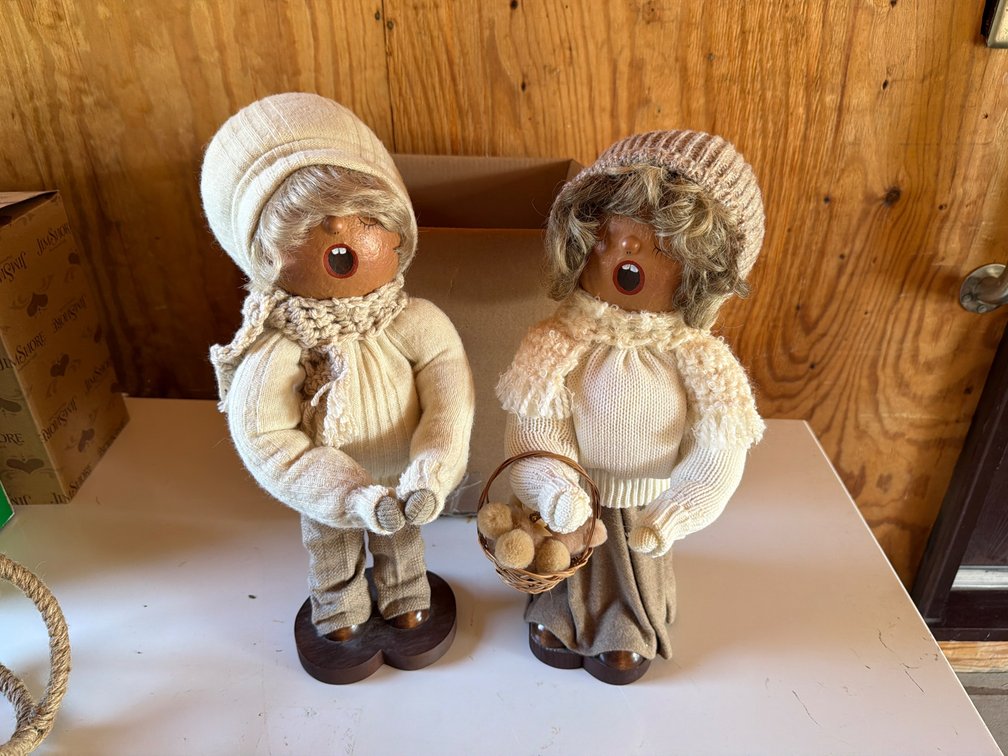 18” Caroler Dolls
