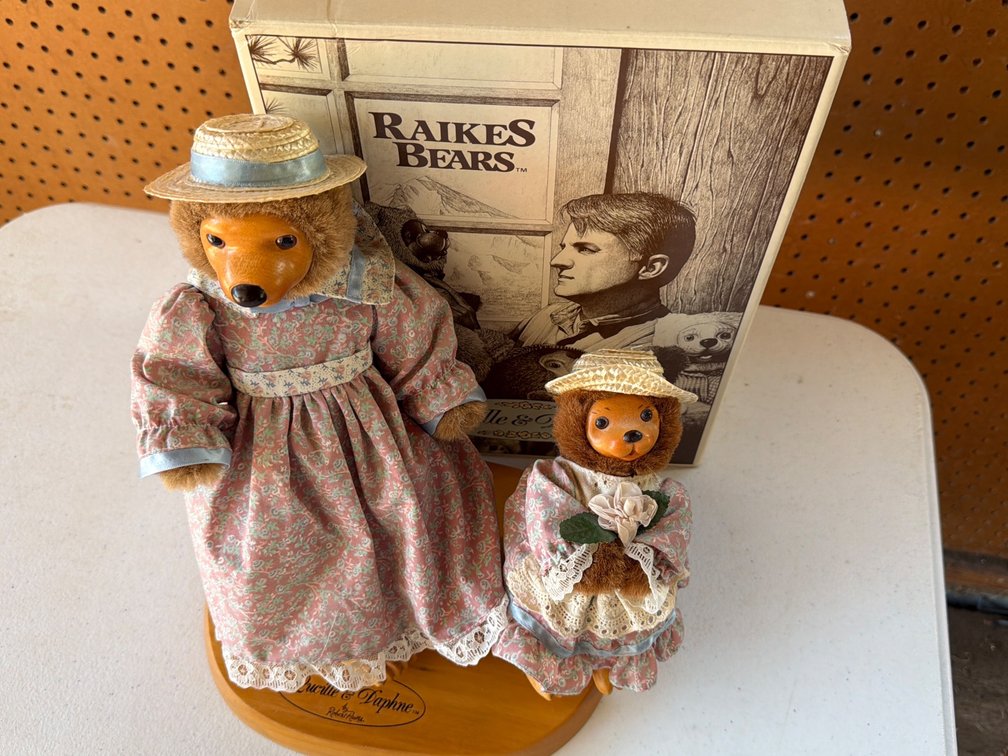 Raikes Bears-Lucille and Daphne