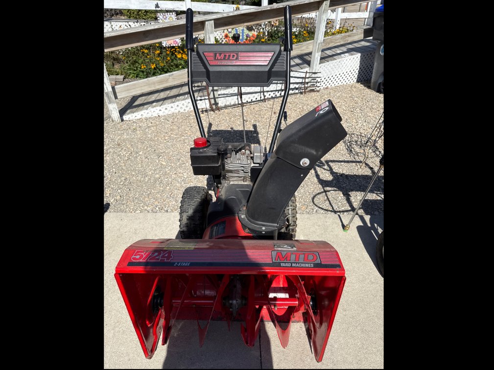 MTD 2 Stage Yard Machine Snow Blower