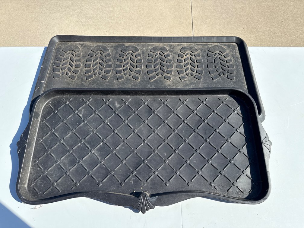 Boot Trays