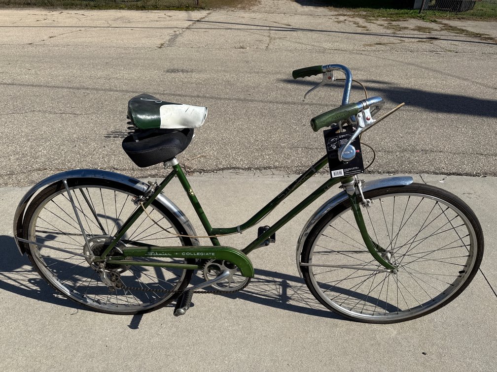 Vintage Schwinn Collegiate 10 Speed 