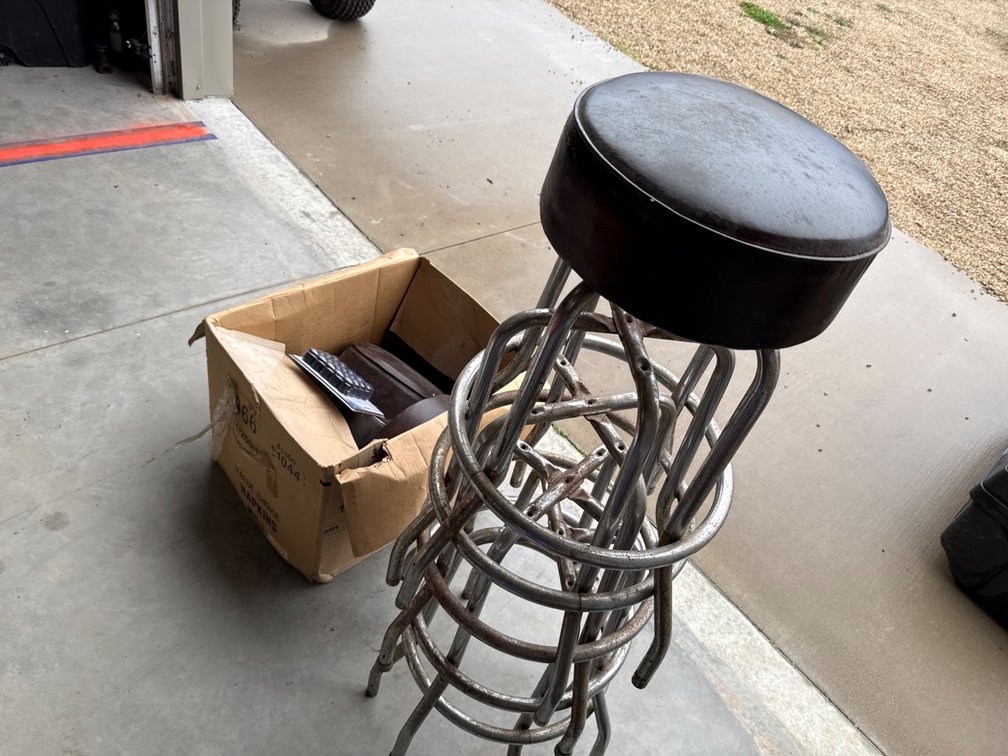 5 Barstools and Seats