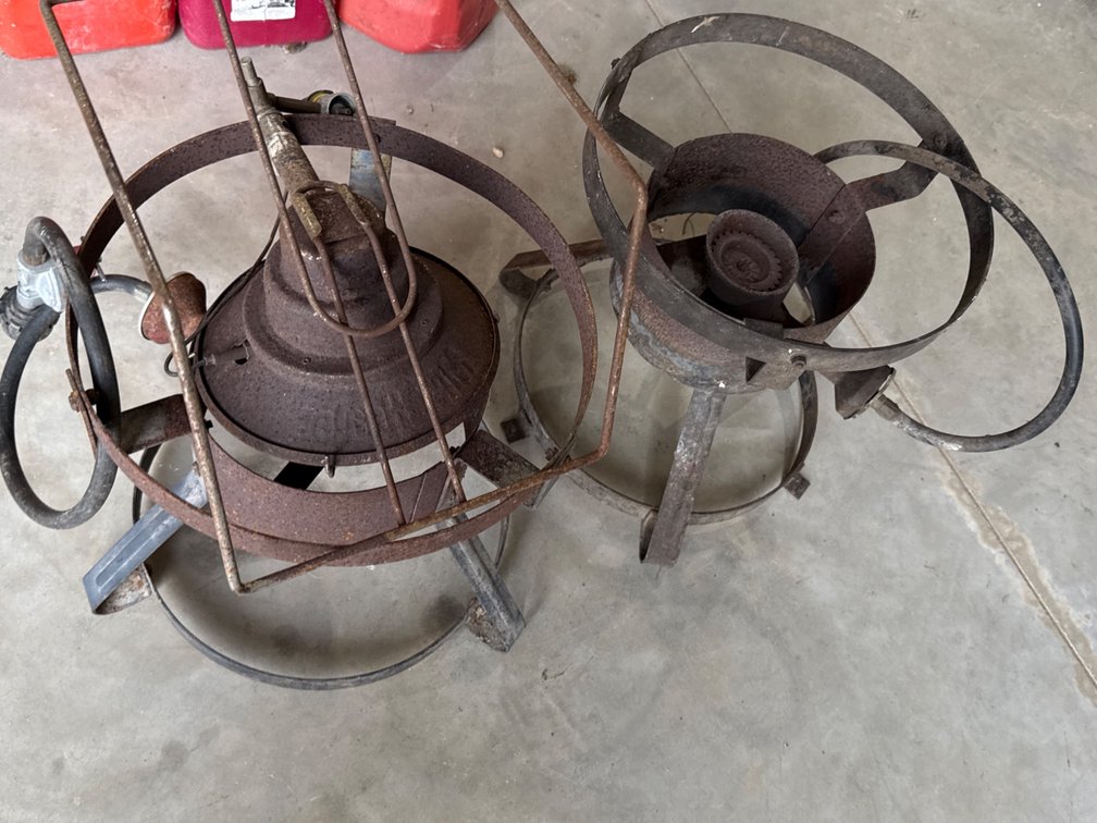 Outdoor Cookers-Untested
