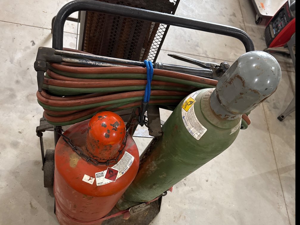 Cylinders and Cart, Nozzle for Torch-Regultors, 