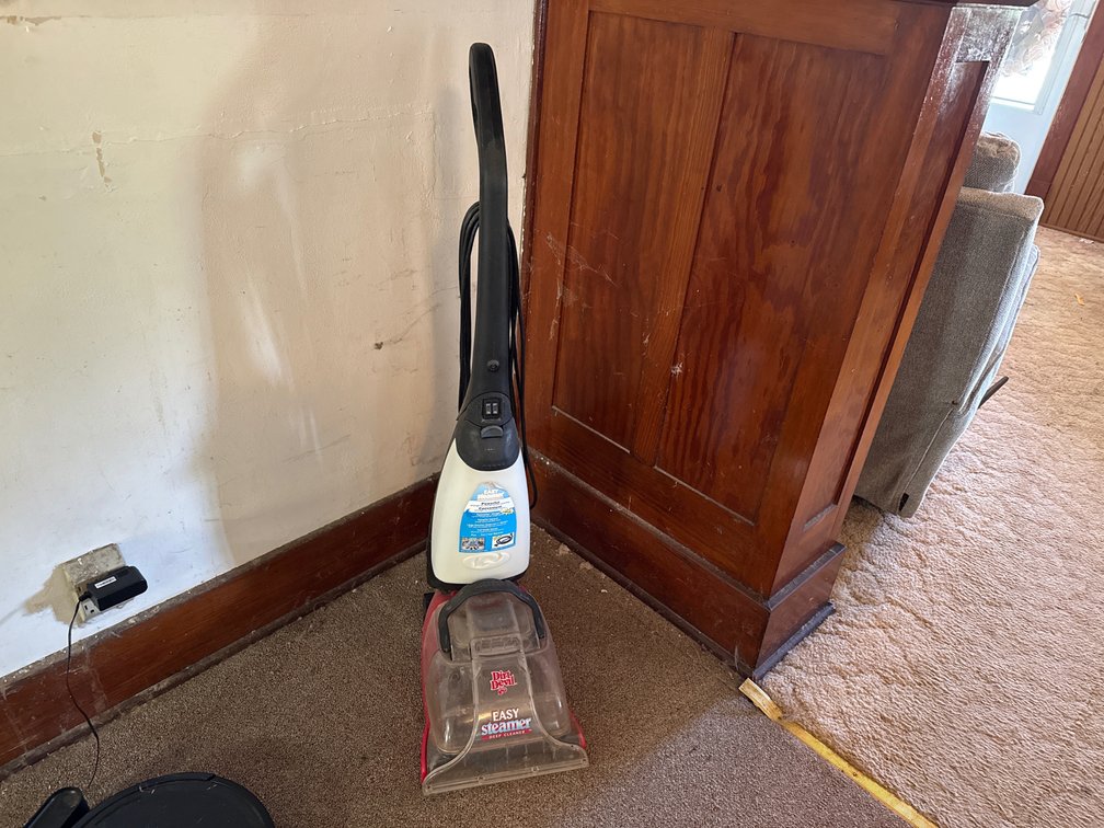 Dirt Devil Easy Steamer