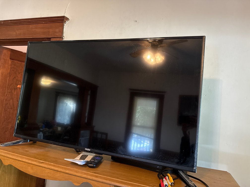42”Haier TV with Remote