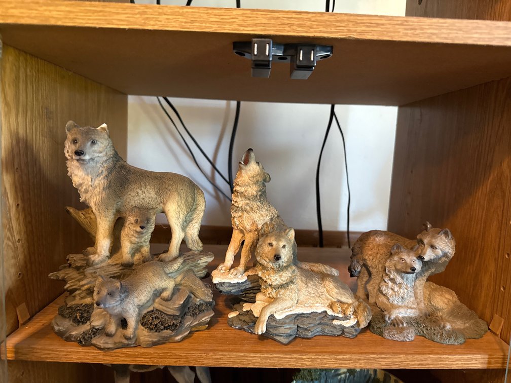 Wolf Statues