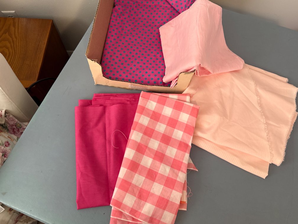 Box of Pinks, Pattern Material