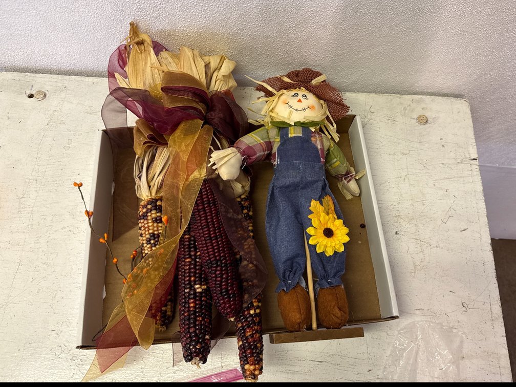 Fall Decor- Scarce Crow And Corn